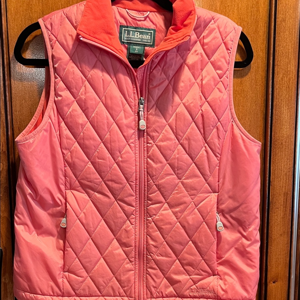 L.L. Bean quilted pink puffer vest size S